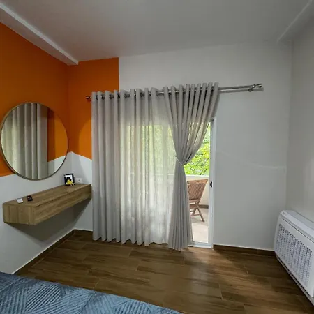 Ami Blloku Apartamento *